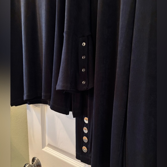 Chico’s travelers Black top and pants size 2P (12-14) - Picture 3 of 11